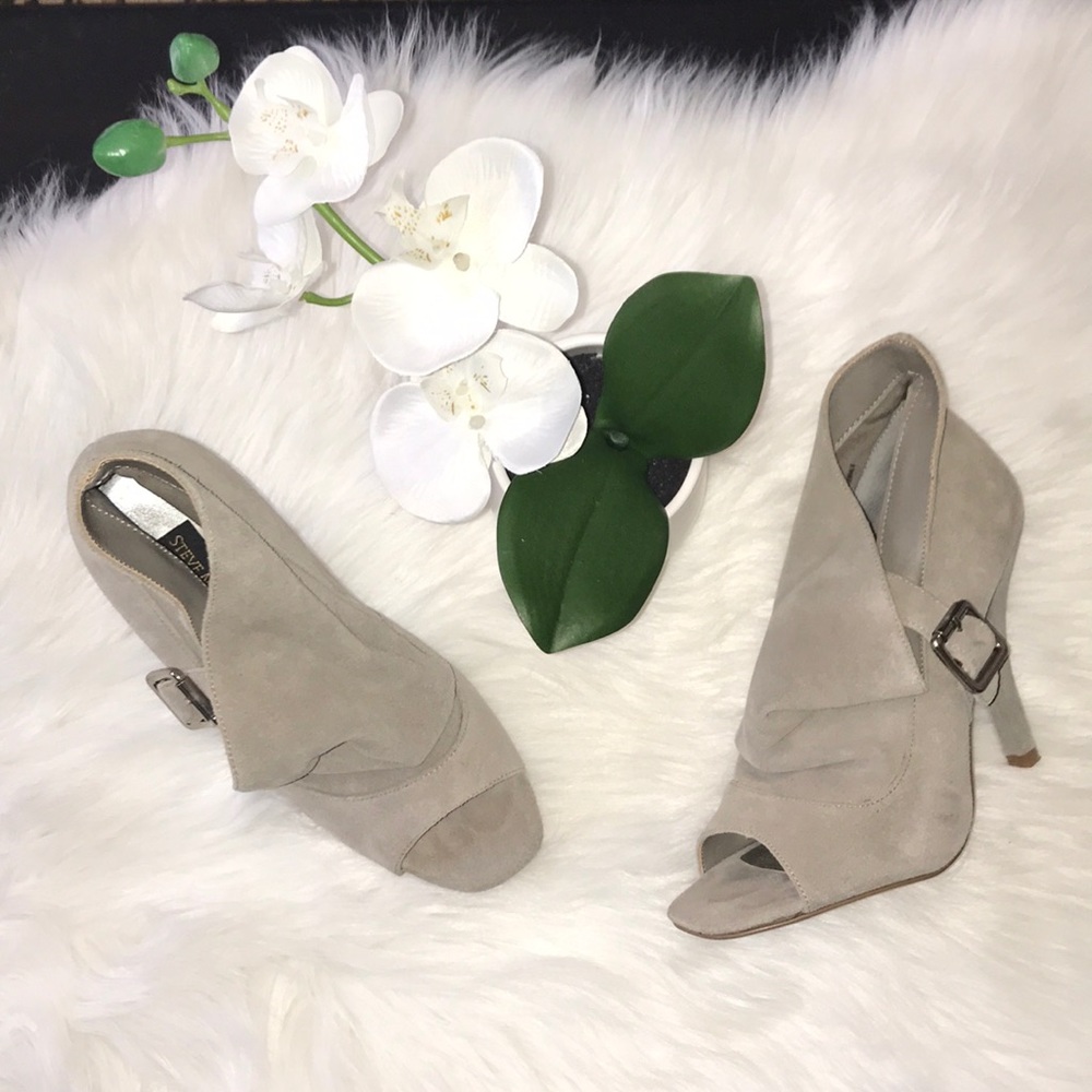 Steve Madden foldover peeptoe ankle booties